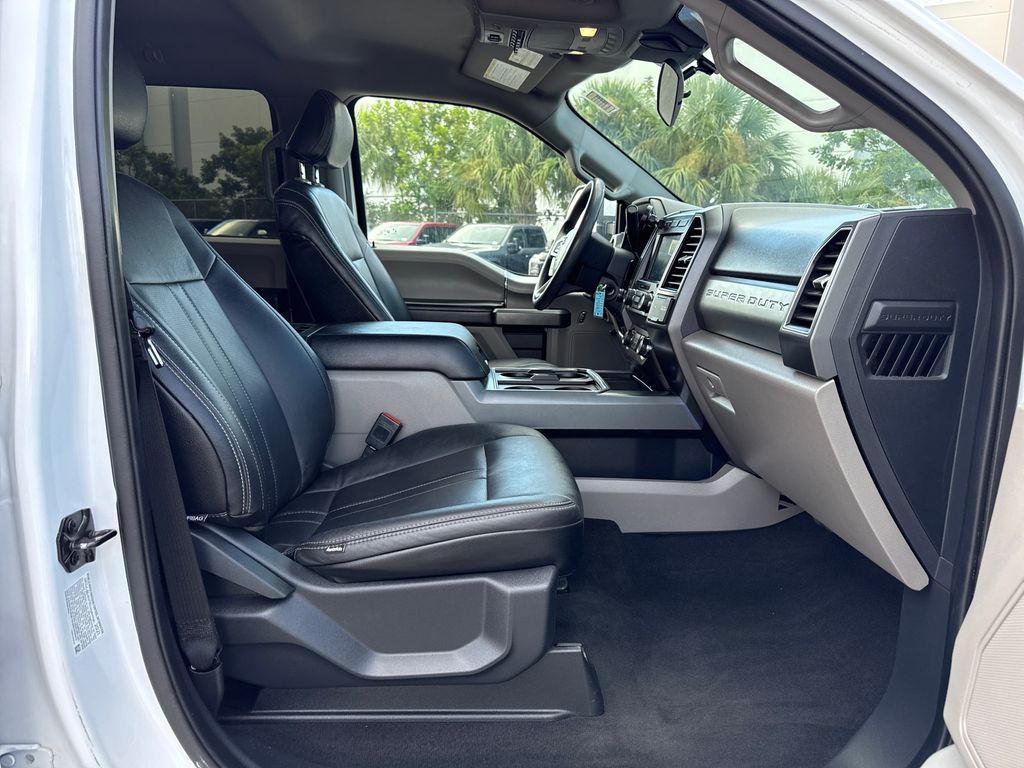 Used 2022 White Ford XLT image 30