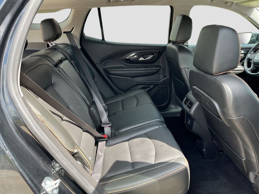Used 2024 Black GMC AT4 image 30