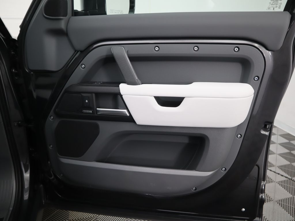 Thumbnail: 2026 Land Rover Defender - 27