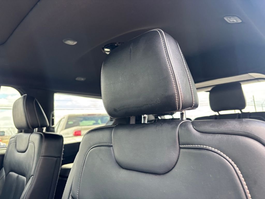 Used Car 2022 Jeep Grand Cherokee L  Overland For Sale Under $35,000 In Austin, Texas