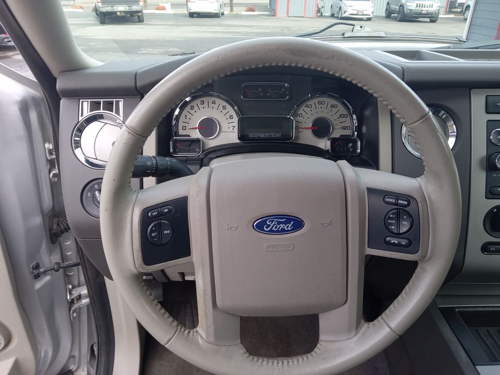 2014 Ingot Silver Metallic Ford Expedition XLT 4X4 SUV