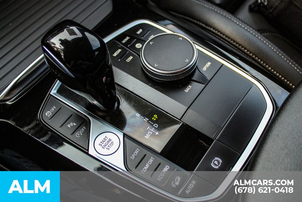 Used 2024 White BMW xDrive30i image 36
