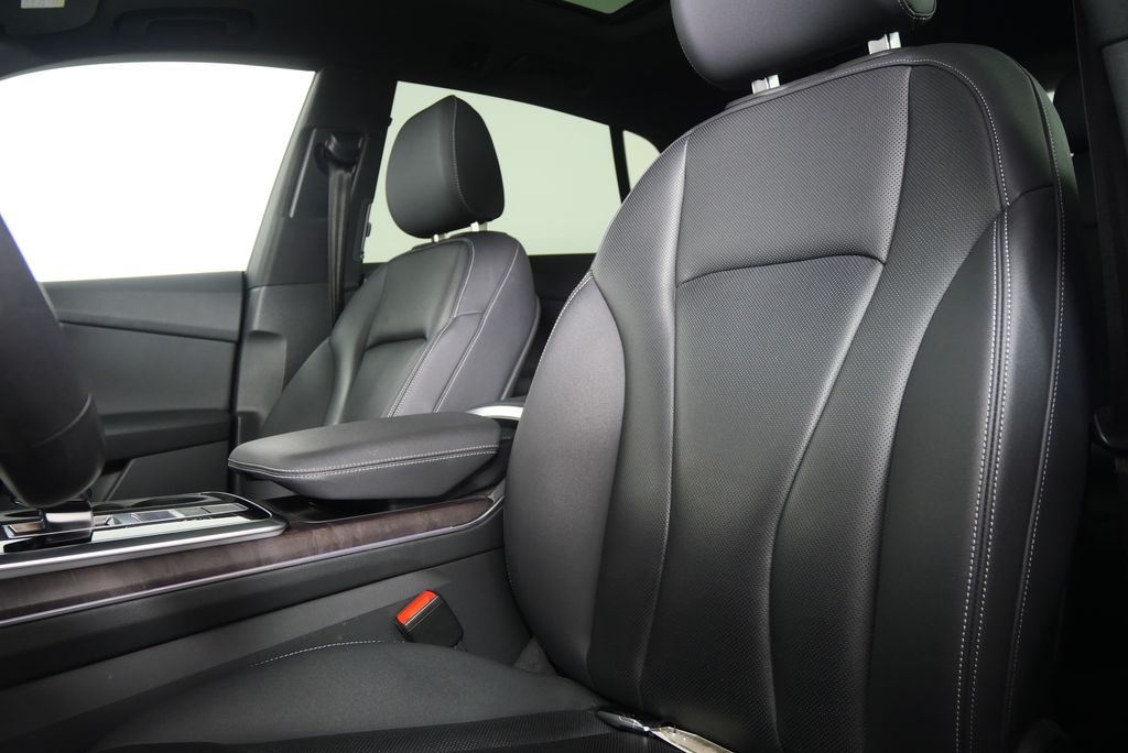 Thumbnail: 2019 Audi Q8 - 11