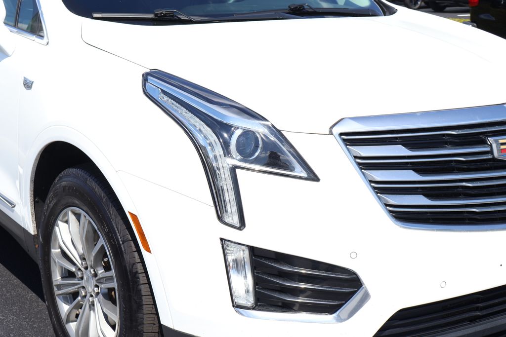 Thumbnail: 2017 Cadillac XT5 - 4