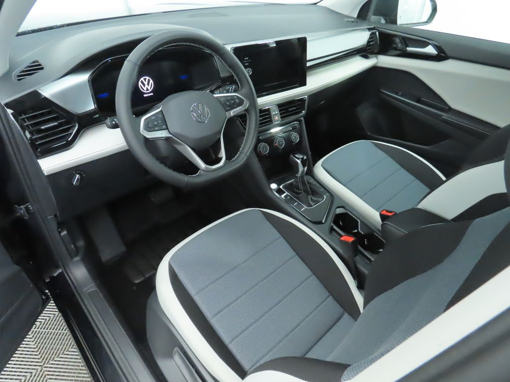 Thumbnail: 2025 Volkswagen Taos - 10