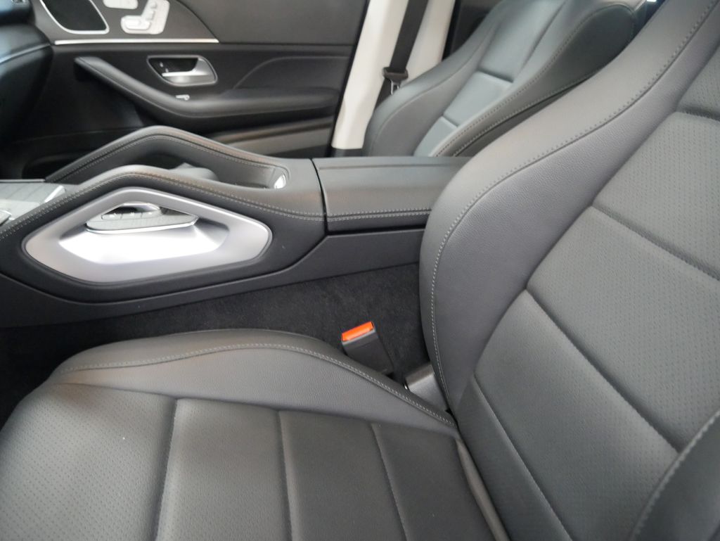 Thumbnail: 2024 Mercedes-Benz GLE - 20