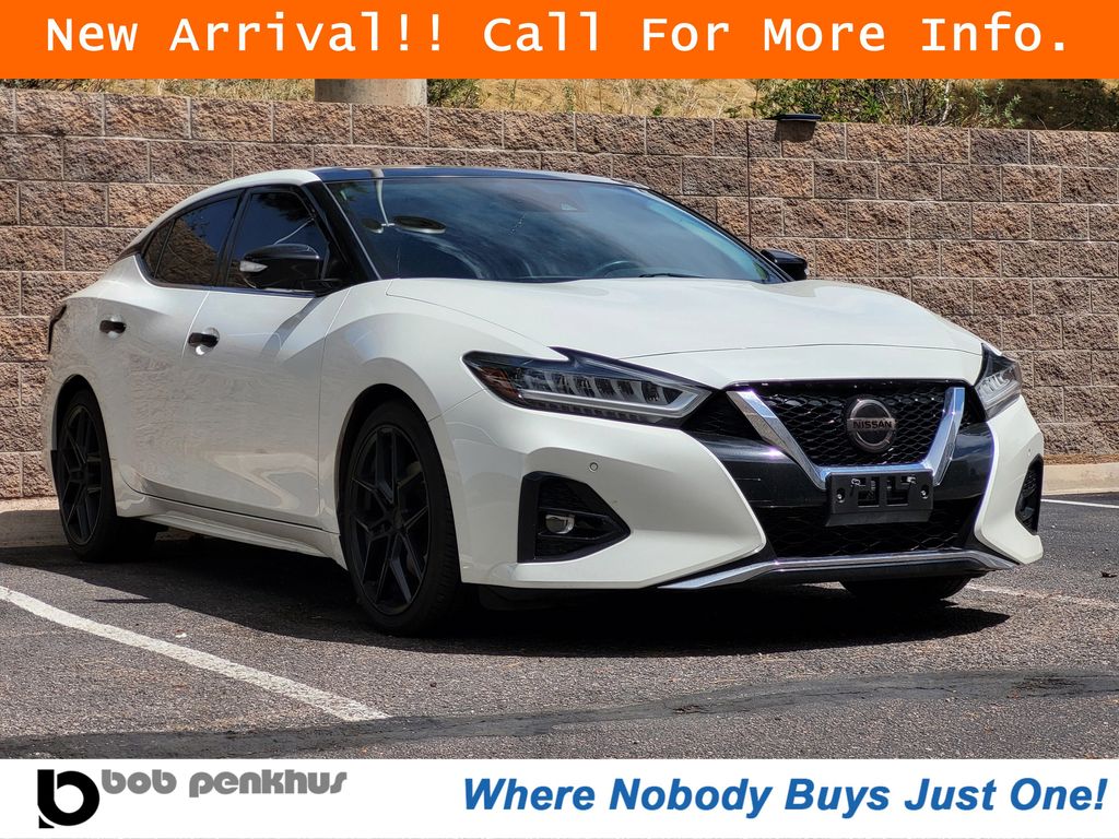 2019 Nissan Maxima Platinum's photo