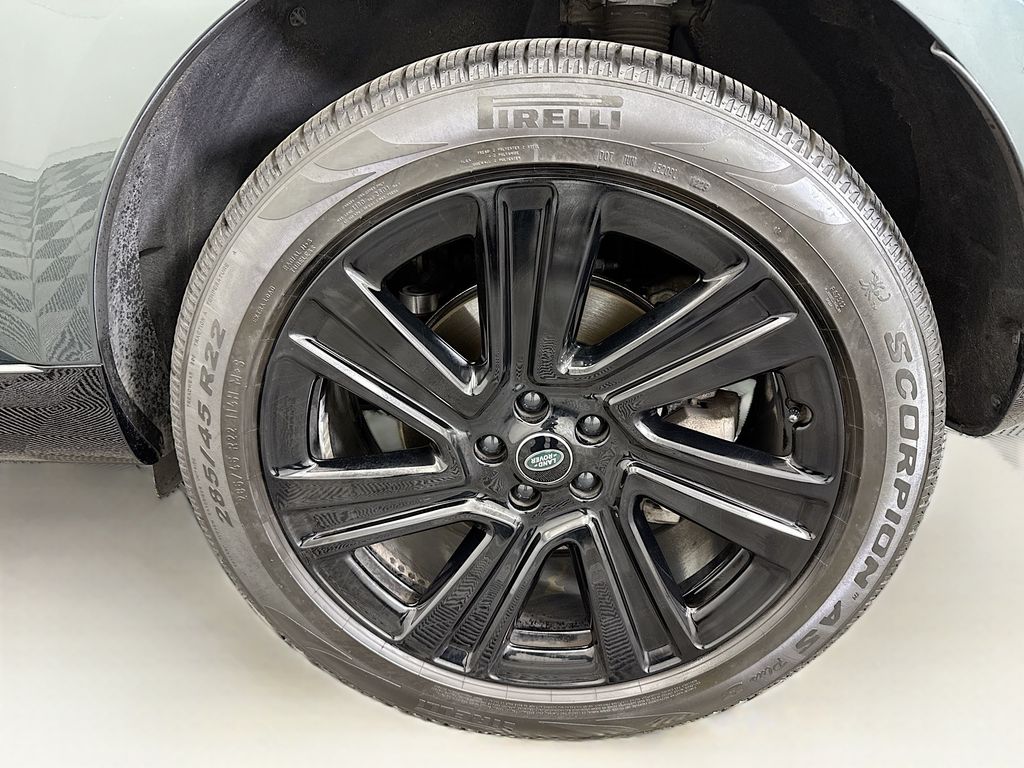 Thumbnail: 2023 Land Rover Range Rover - 32