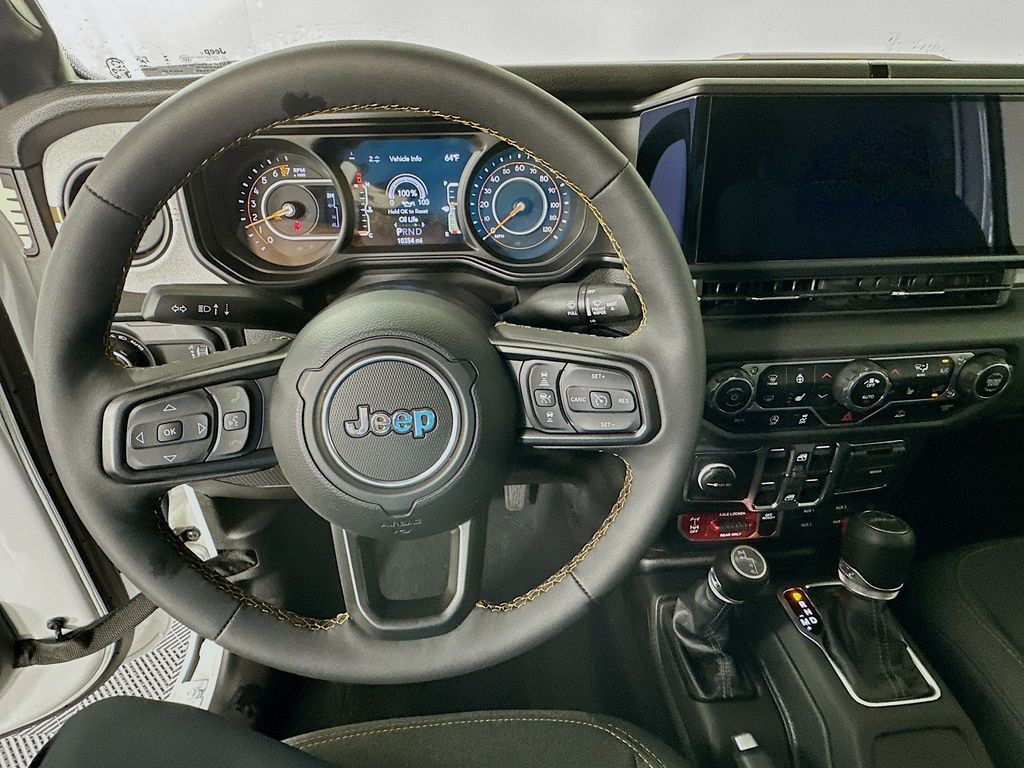 Thumbnail: 2024 Jeep Gladiator - 11