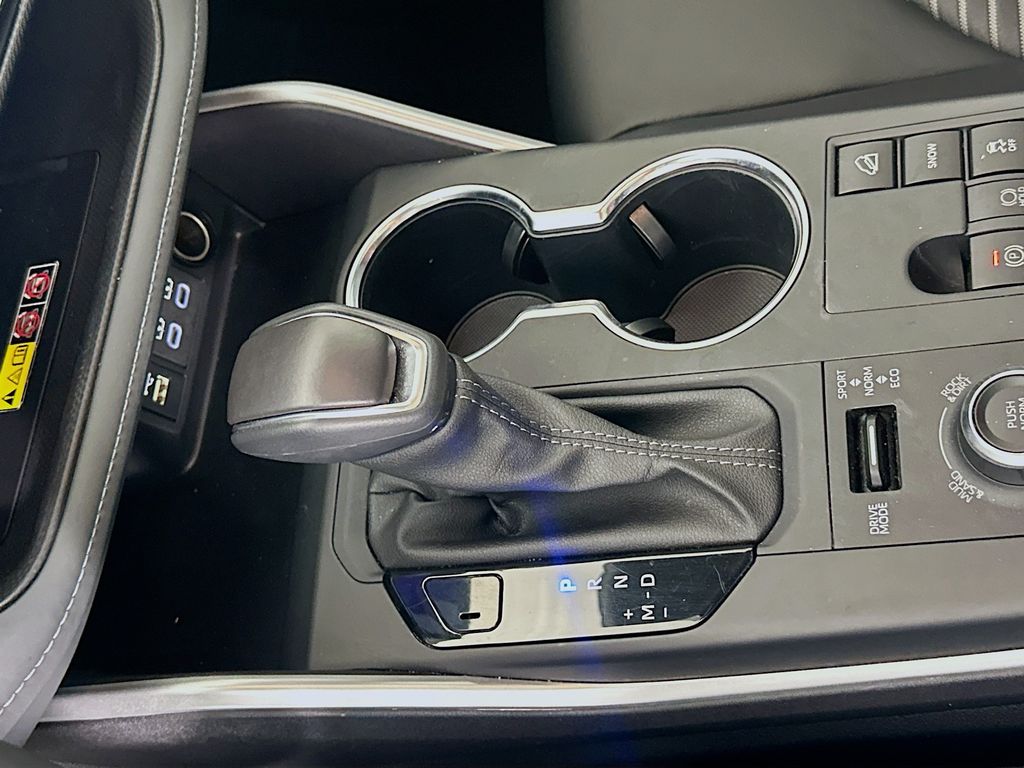 Thumbnail: 2025 Toyota Highlander - 17