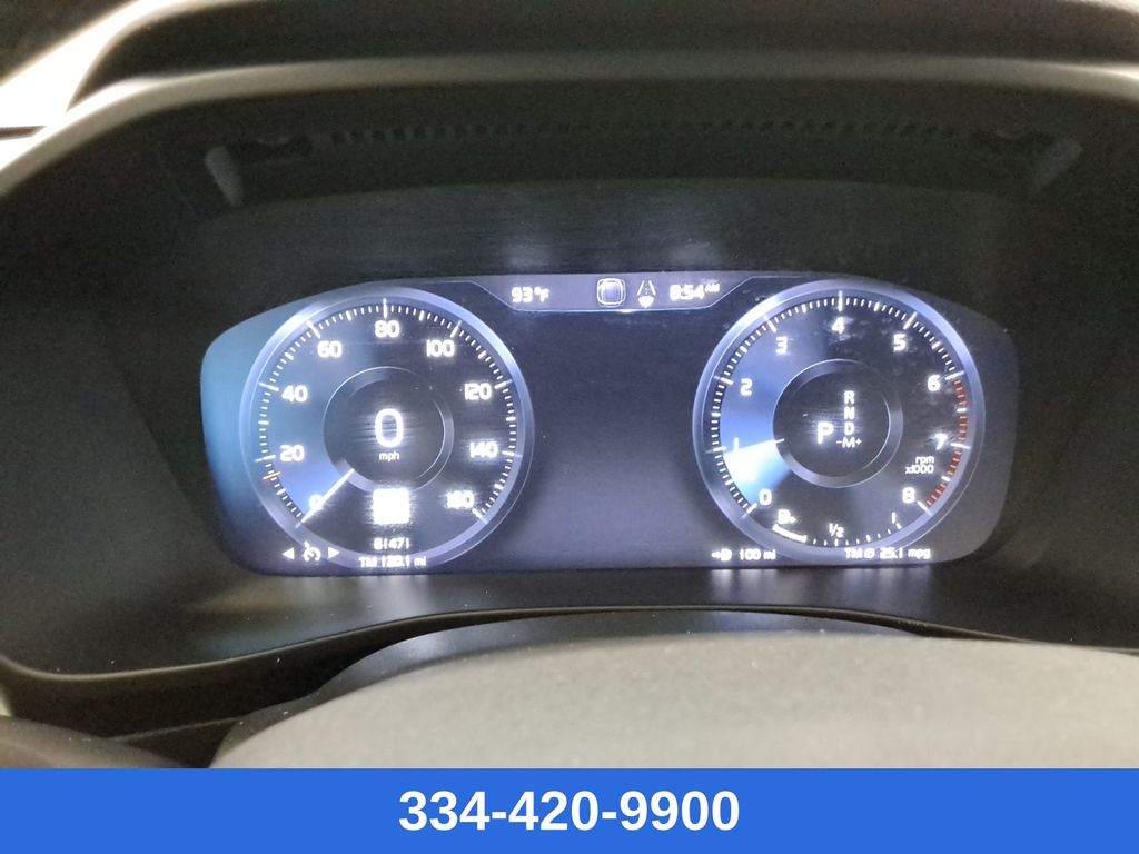 used 2022 Volvo XC40 car, priced at $19,799