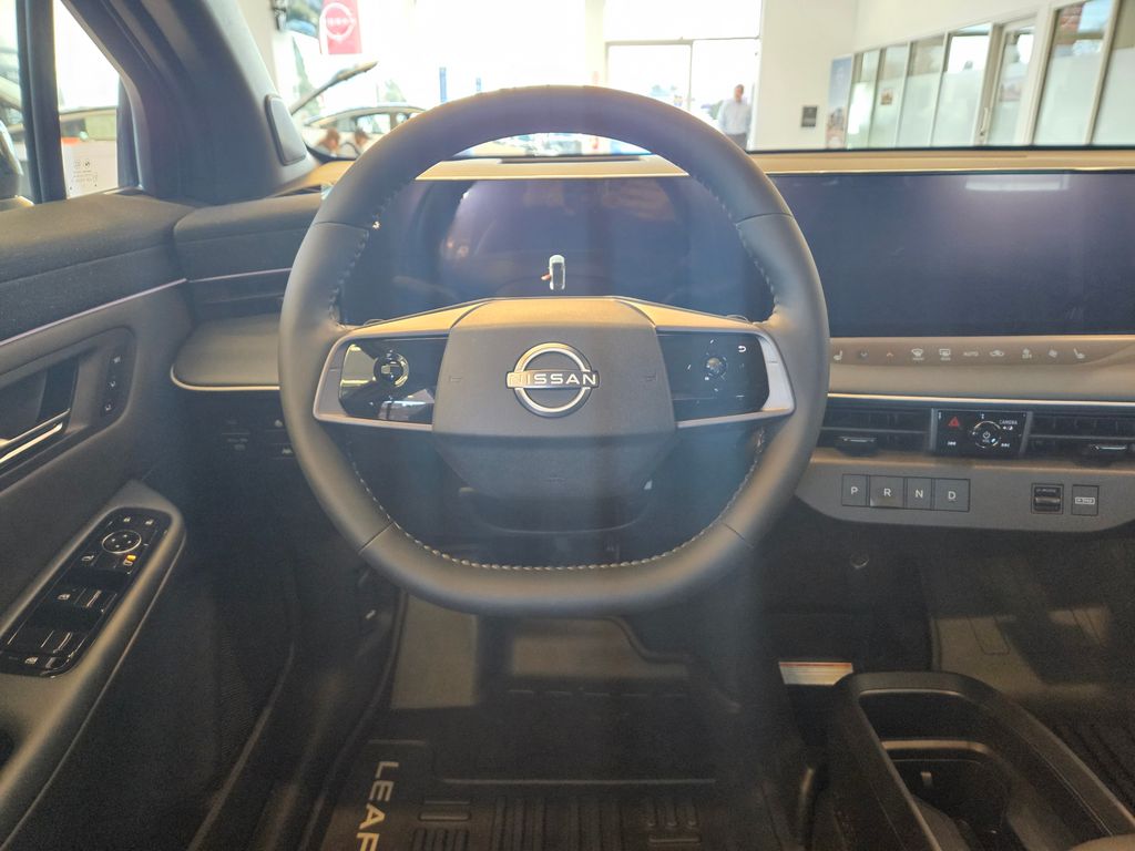 2026 Nissan Leaf PLATINUM+