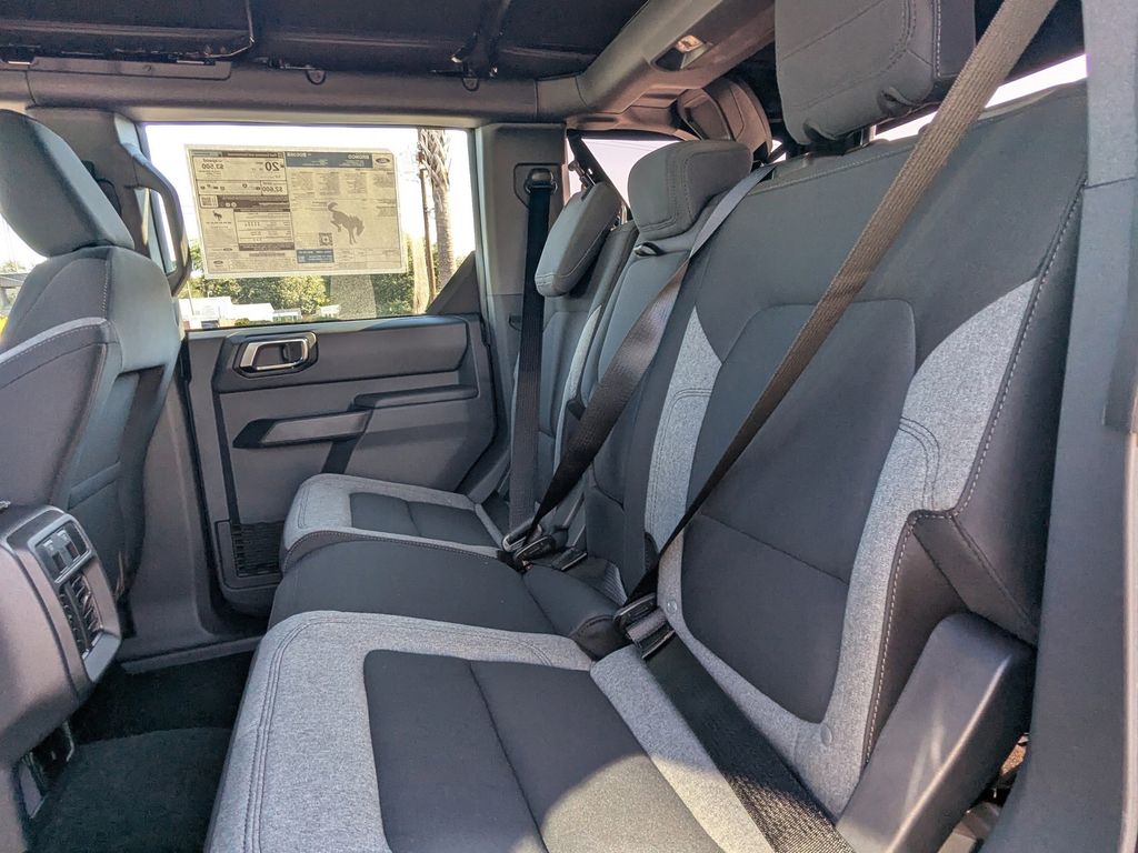 2025 Ford Bronco 