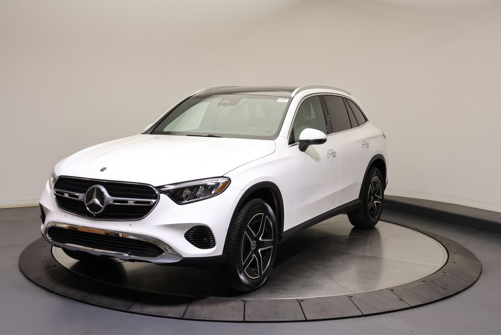Thumbnail: 2026 Mercedes-Benz GLC - 3