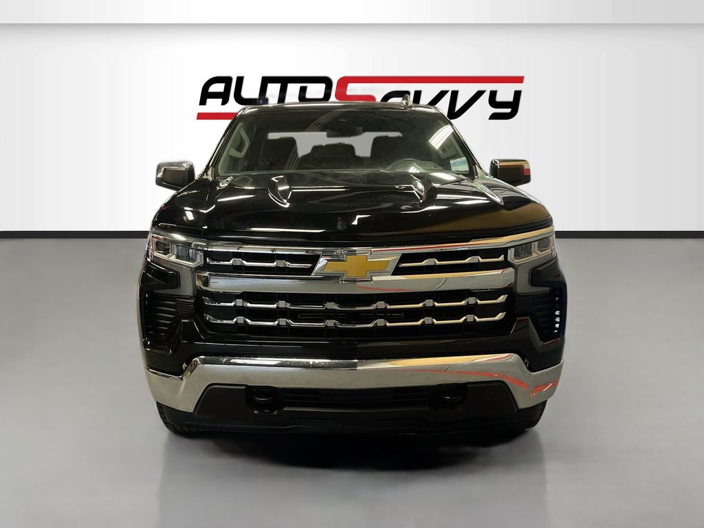 Used 2025 Black Chevrolet LT image 2