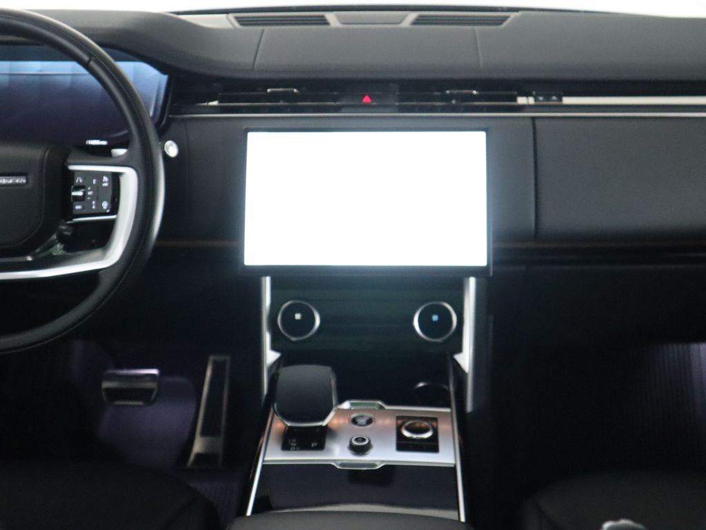 Thumbnail: 2023 Land Rover Range Rover - 14