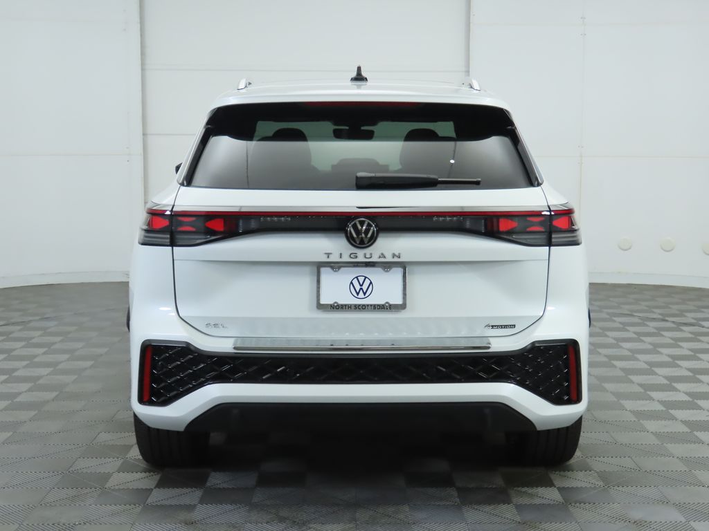 Thumbnail: 2025 Volkswagen Tiguan - 7