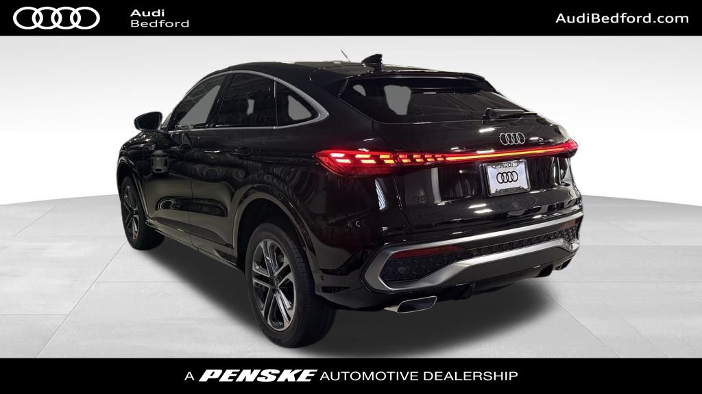 Thumbnail: 2025 Audi Q5 - 4