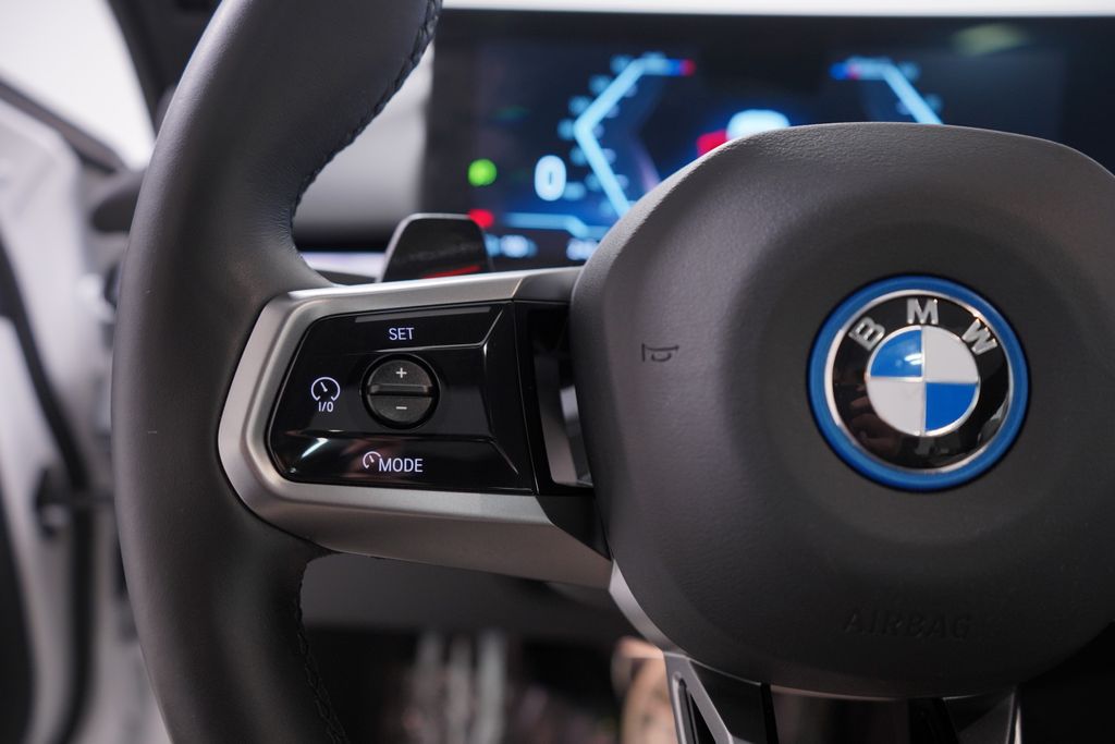 2024 BMW i5 eDrive40 20