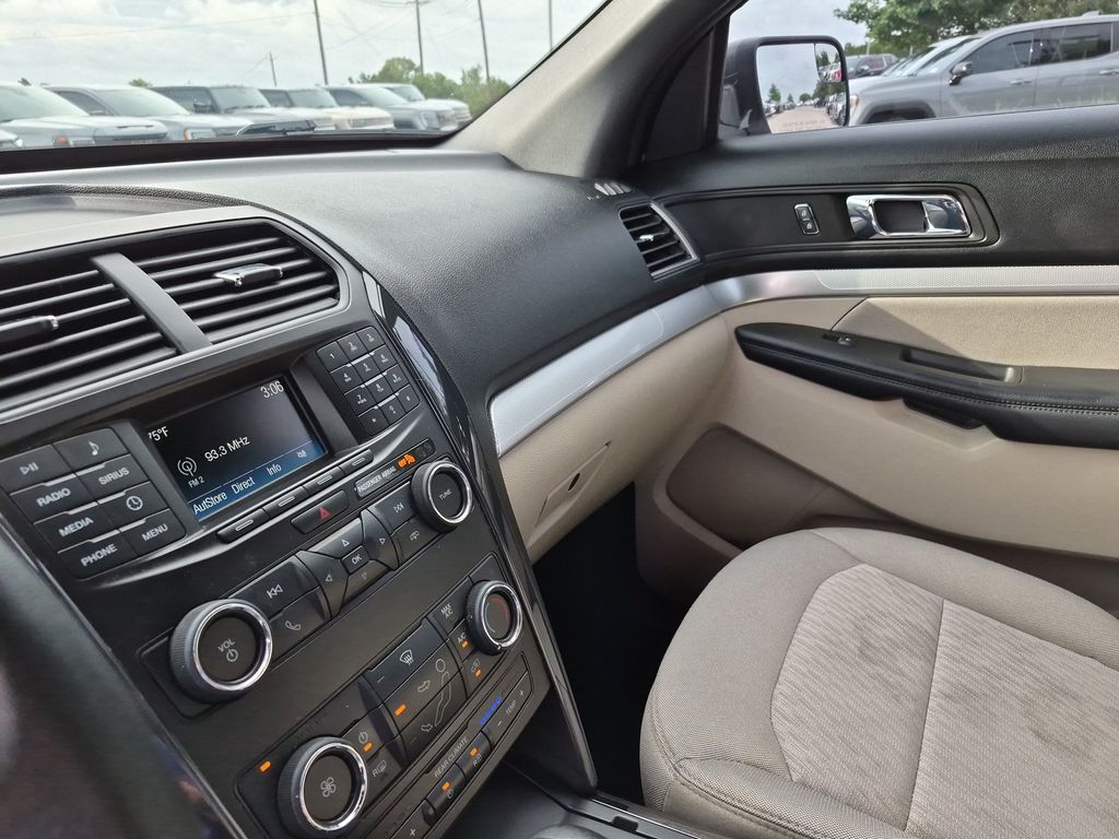 Used Car 2018 Ford Explorer  Base For Sale Under $20,000 In Austin, Texas