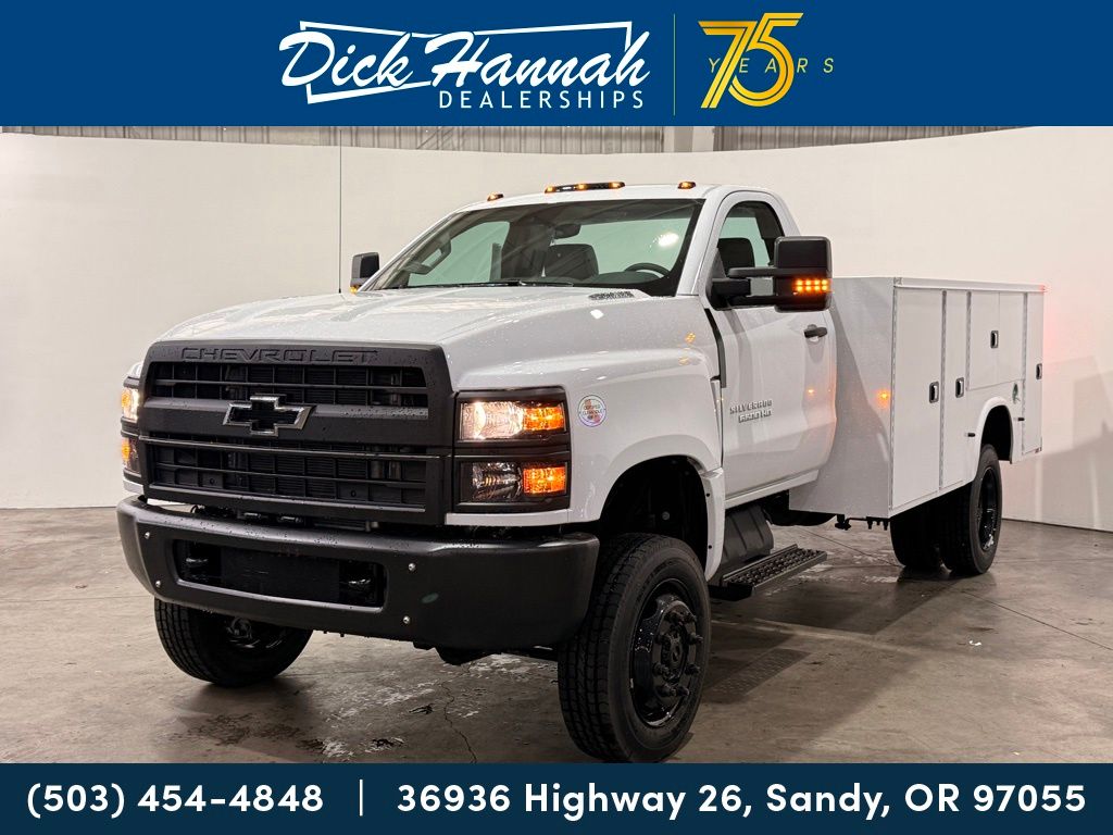 2025 Chevrolet Silverado 5500HD
