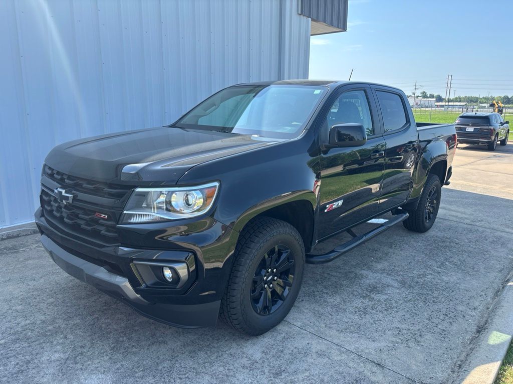 Black 2022 Chevrolet Colorado Pickup Truck Four-Wheel Drive 8-Speed Automatic