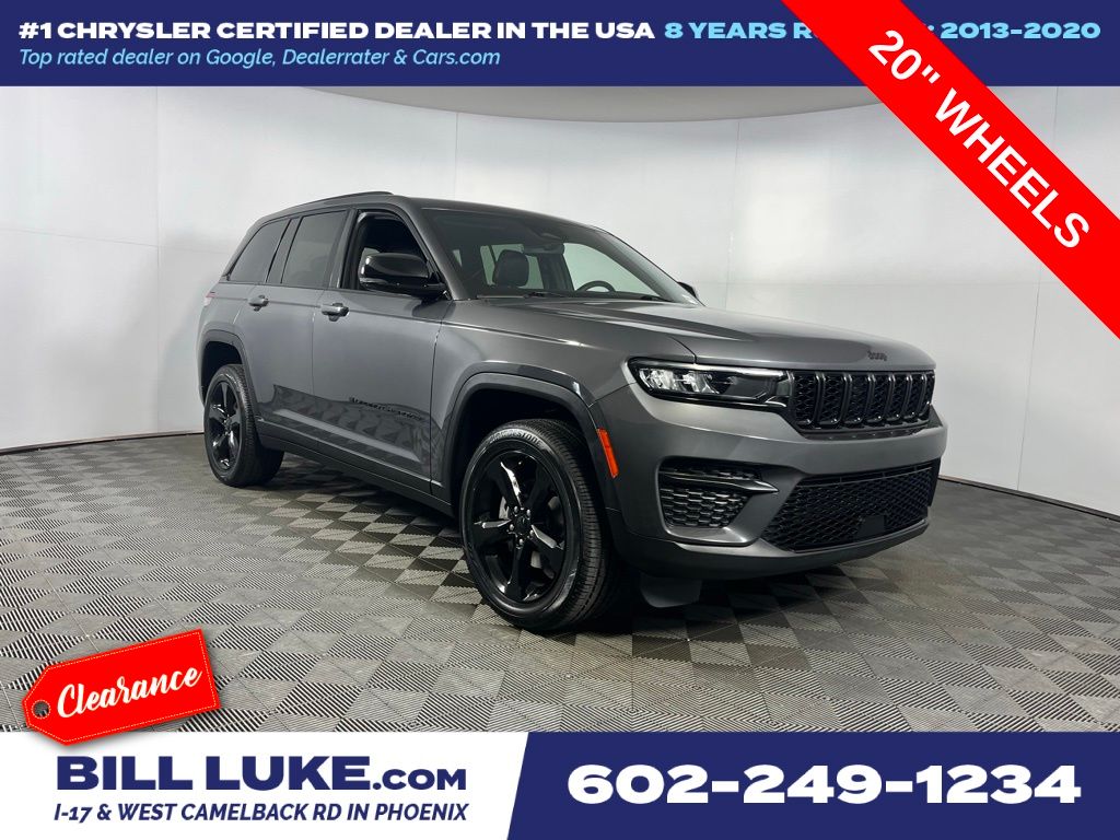 Baltic Gray Metallic Clearcoat 2022 Jeep Grand Cherokee Altitude RWD SUV / Crossover 4X2 8-Speed Automatic
