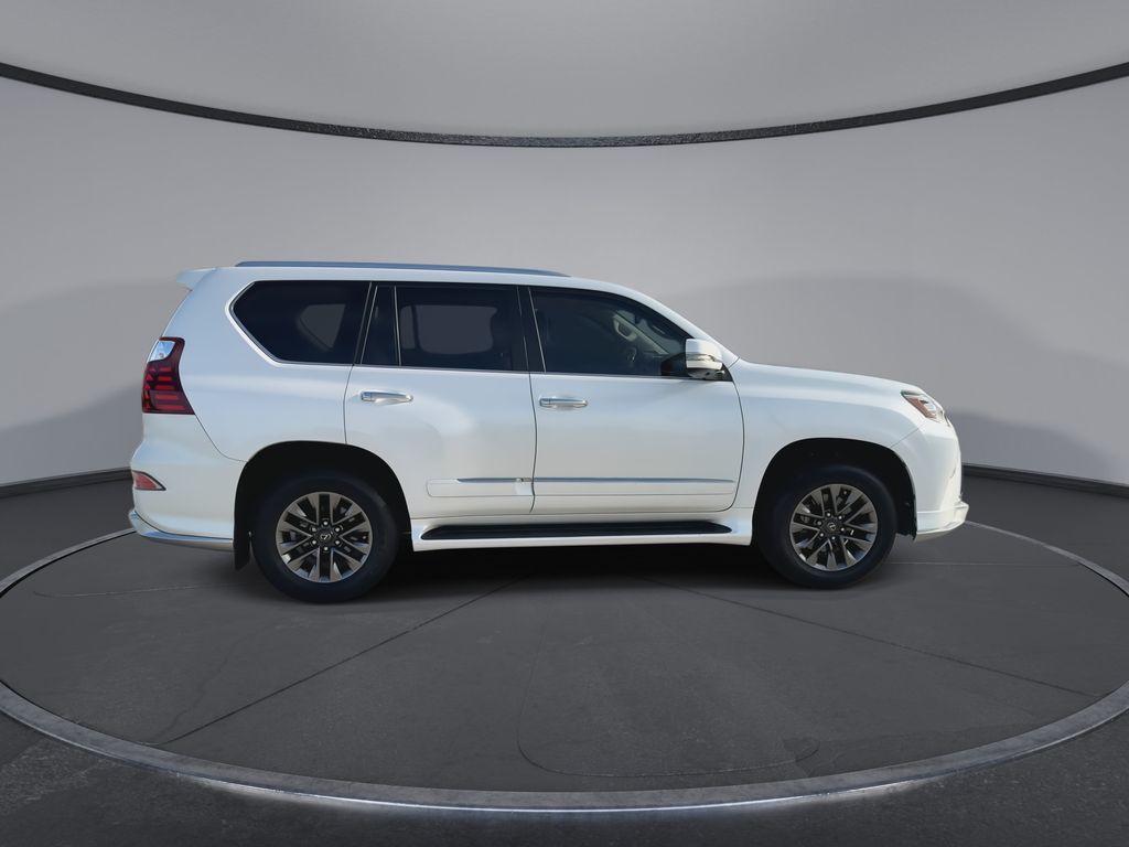Thumbnail: 2017 Lexus GX - 9