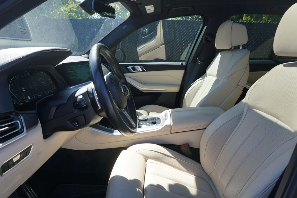 Thumbnail: 2022 BMW X5 - 9