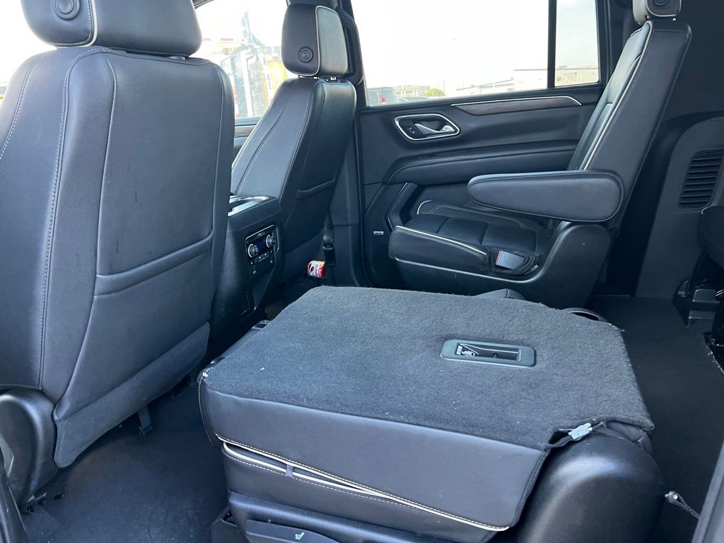 2023 Chevrolet Suburban Premier Gray at Bayway Cadillac of The Woodlands