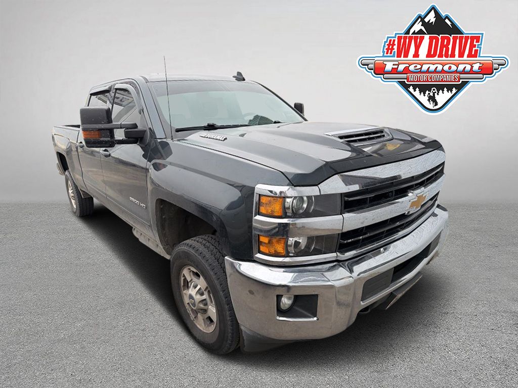 2018 Chevrolet Silverado 2500HD LT Crew Cab 4WD