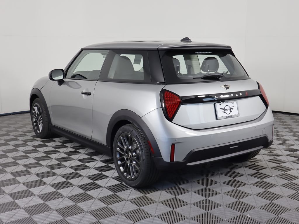 2025 MINI Cooper S 7