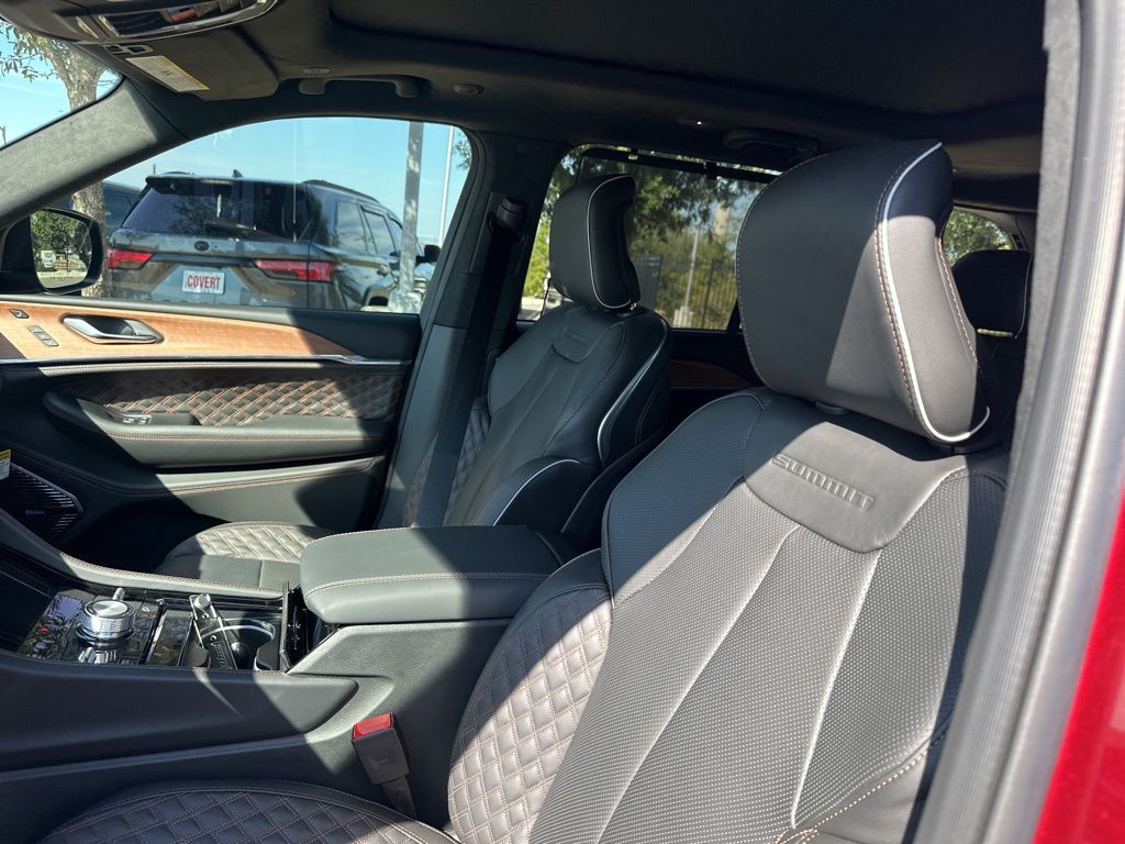 New Car 2025 Jeep Grand Cherokee  Summit For Sale Under $70,000 In Austin, Texas