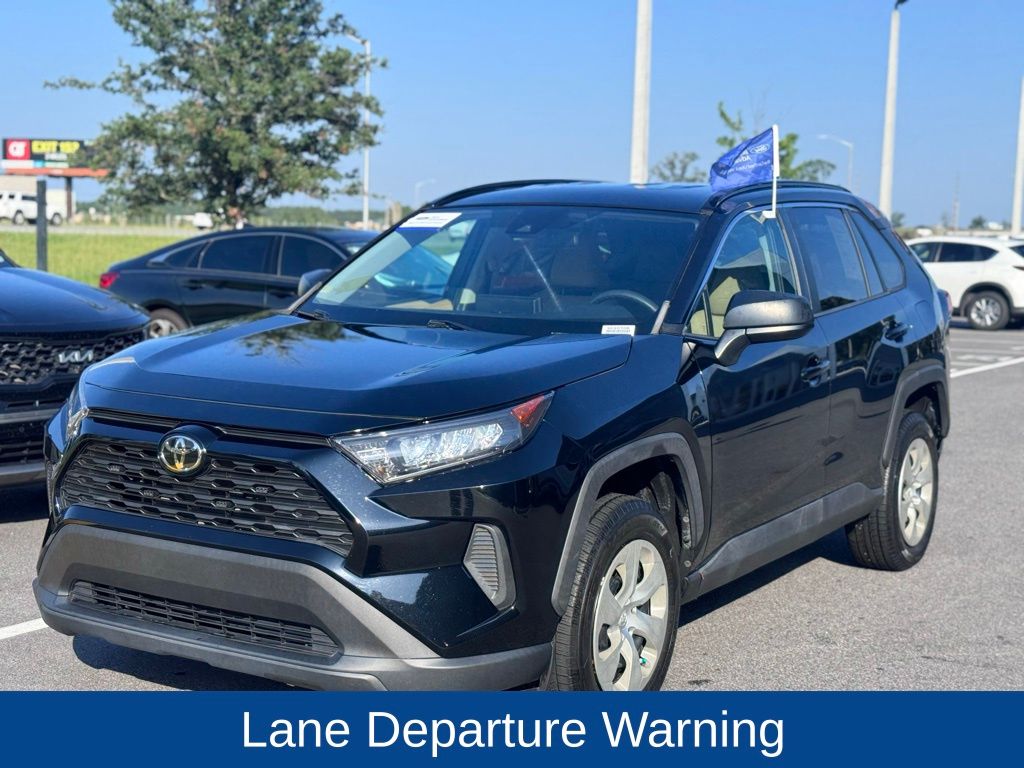 2020 Toyota RAV4 LE