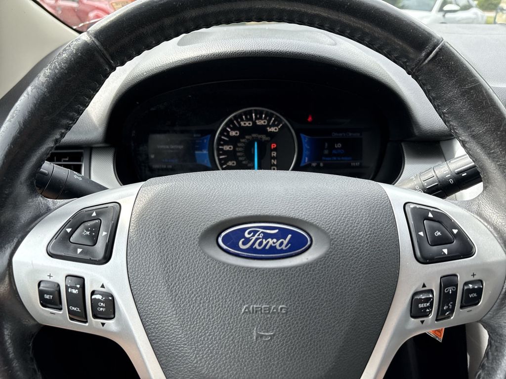 2013 Ford Edge SEL photo
