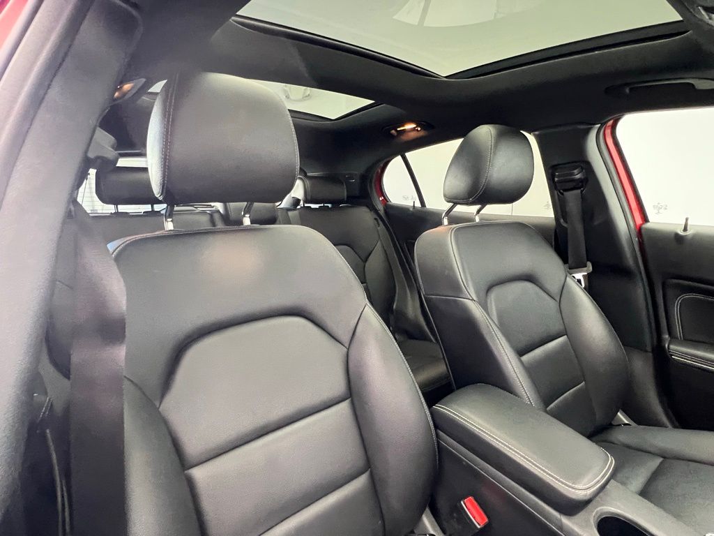 Thumbnail: 2019 Mercedes-Benz GLA - 7