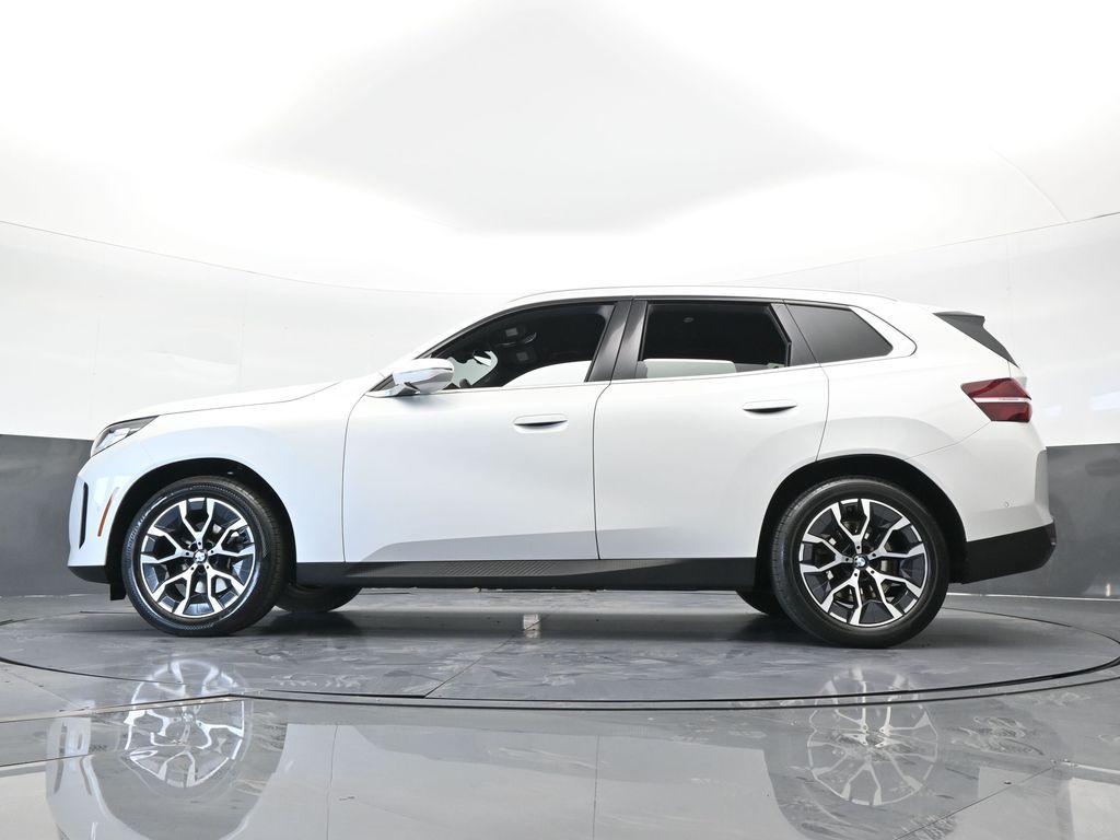 Used 2025 Mineral White Metallic BMW 30 xDrive image 62