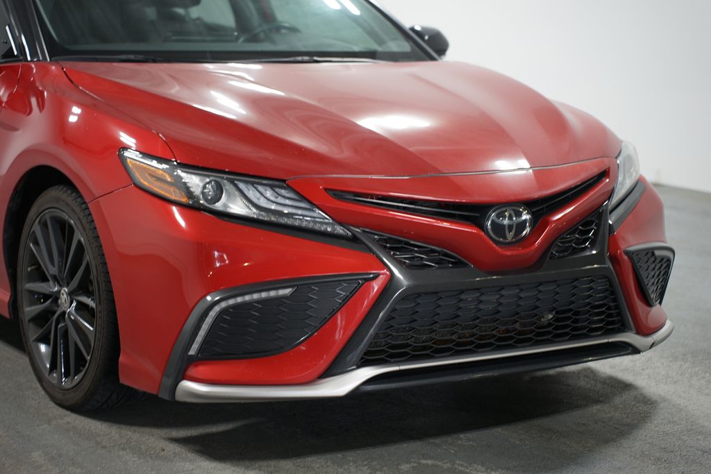 2022 Toyota Camry XSE 4