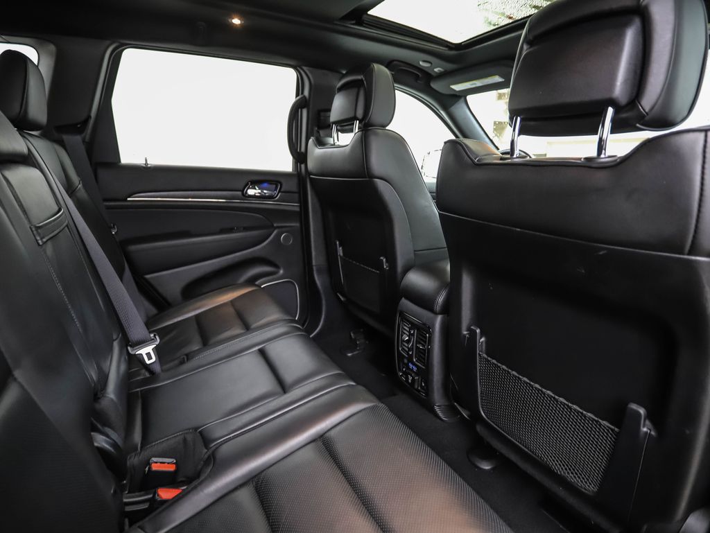 Thumbnail: 2020 Jeep Grand Cherokee - 26