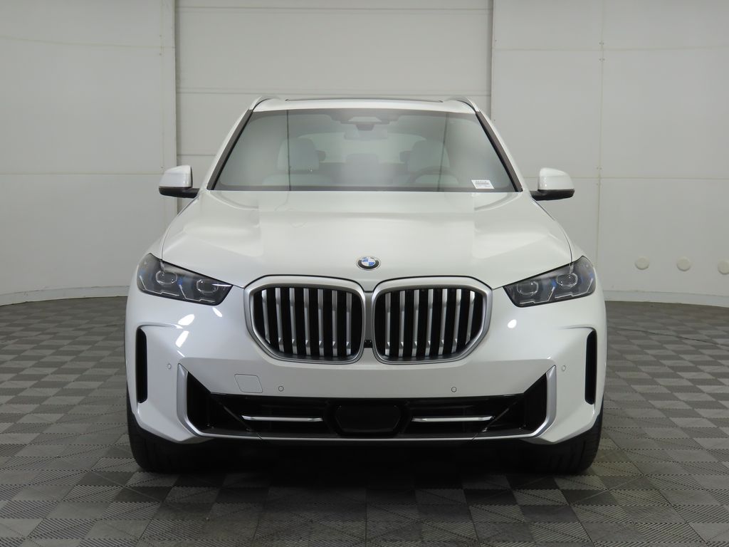 Used 2026 White BMW xDrive40i image 3