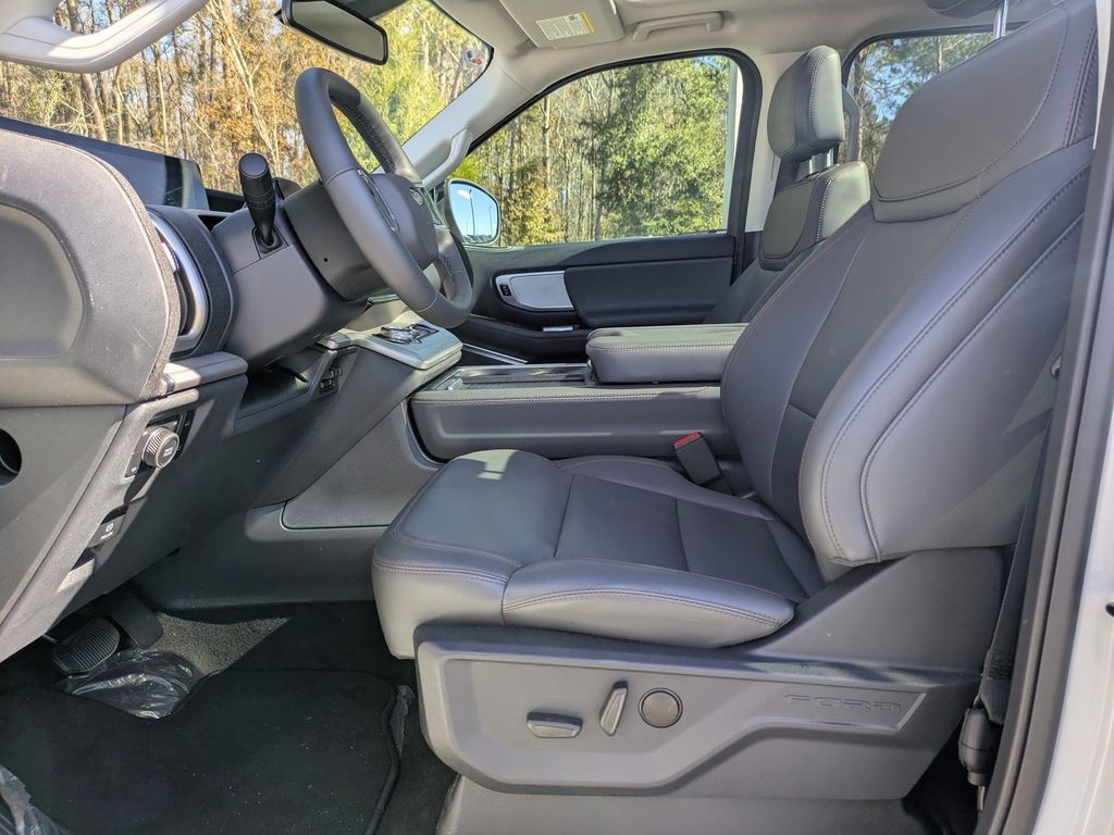 2025 Ford Expedition Active MAX