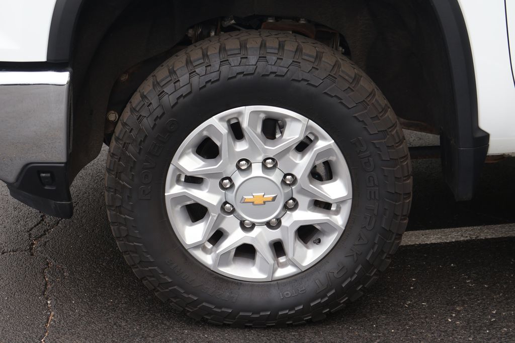 Thumbnail: 2024 Chevrolet Silverado 2500 - 14