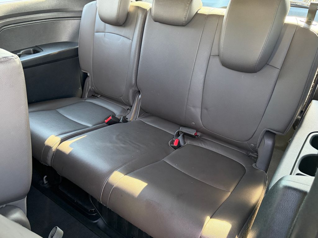 Thumbnail: 2020 Honda Odyssey - 15