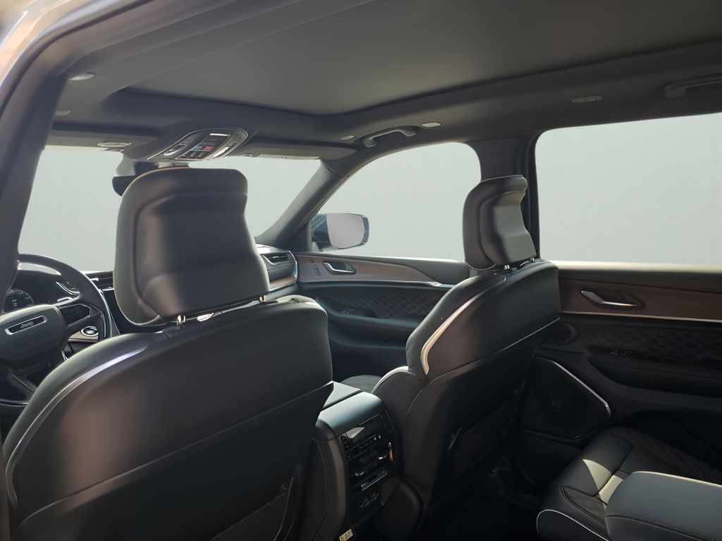 New Car 2025 Jeep Grand Cherokee L  Summit For Sale Under $70,000 In Austin, Texas