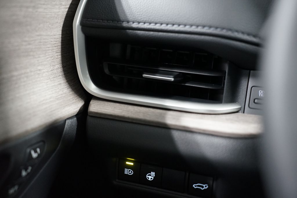 2025 Toyota Grand Highlander Limited 25