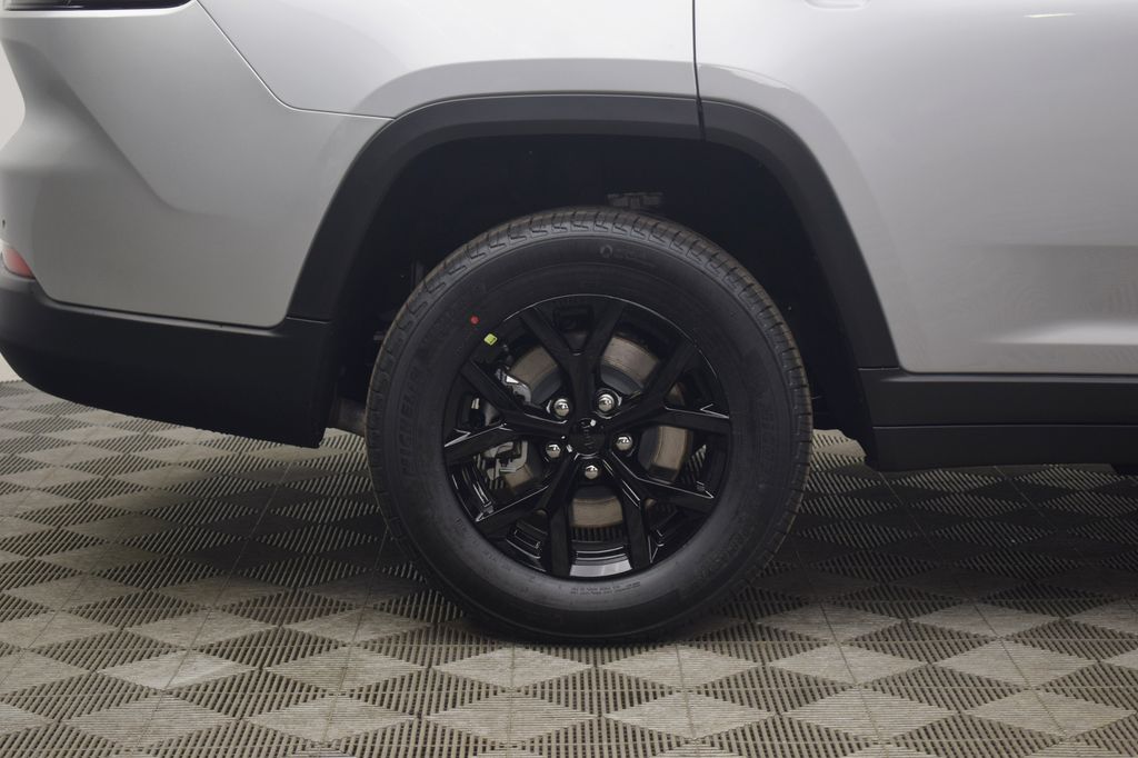 new 2026 Jeep Grand Cherokee L car, priced at $49,926