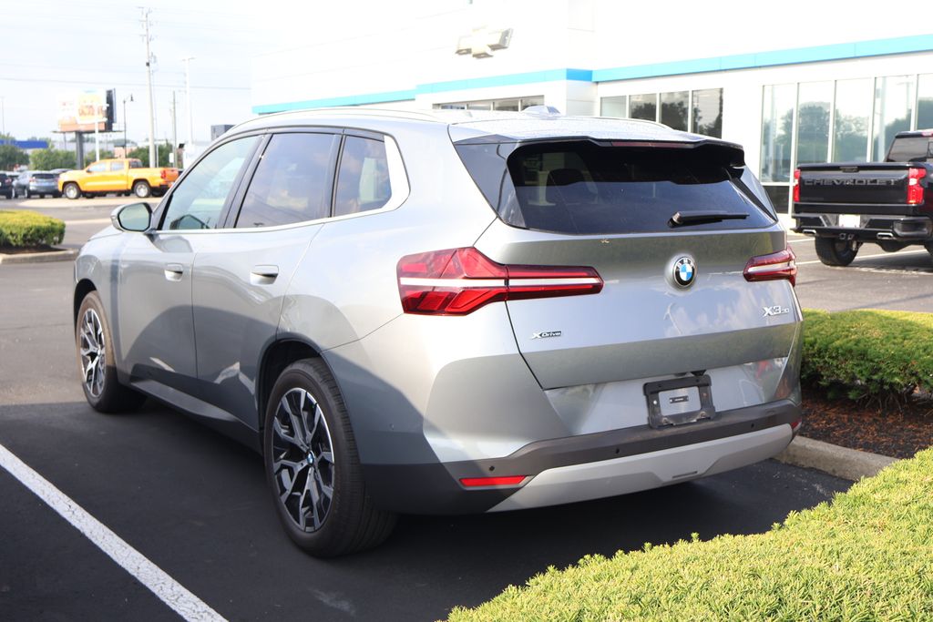 Thumbnail: 2025 BMW X3 - 11