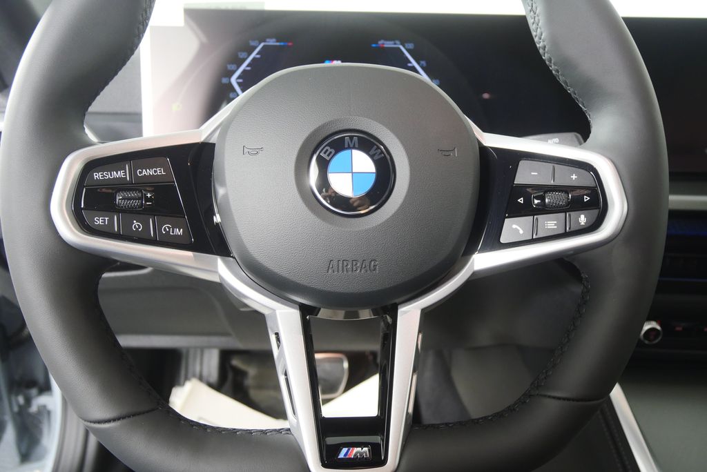 Thumbnail: 2026 BMW i4 - 19
