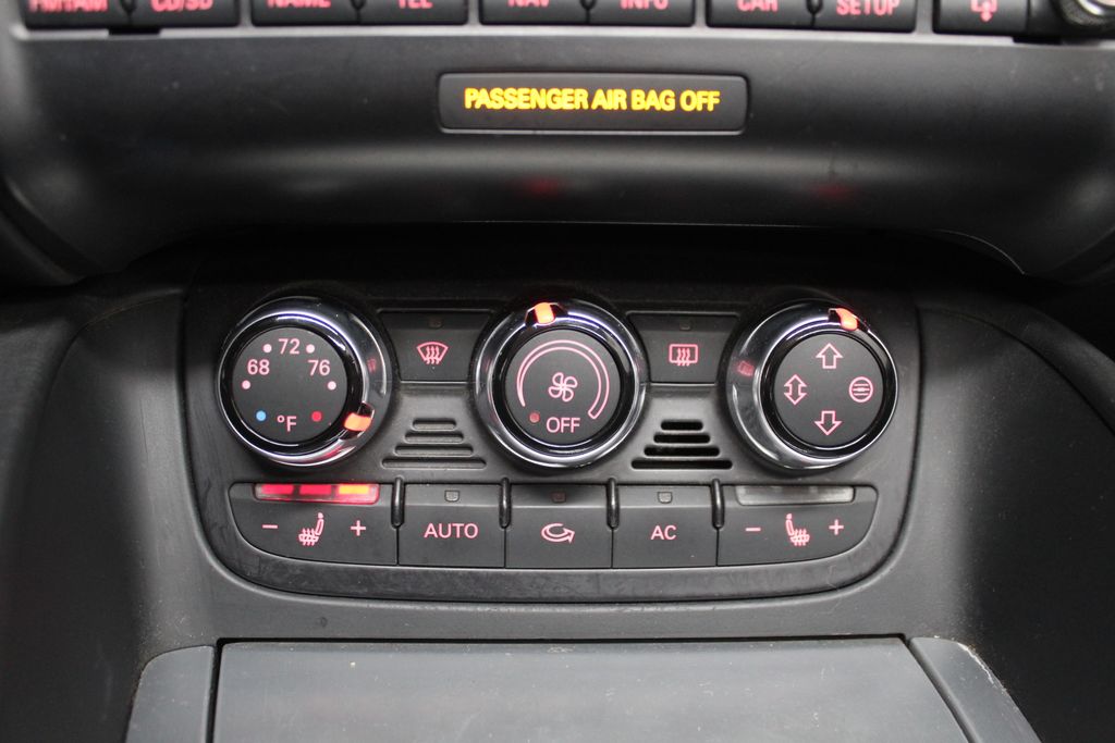 Thumbnail: 2009 Audi TT - 14