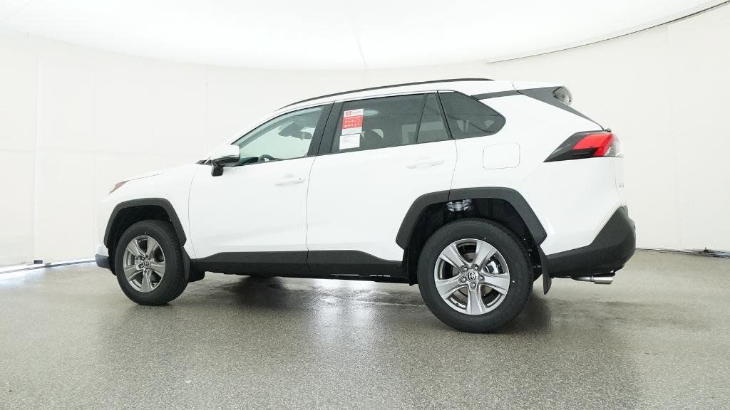 Thumbnail: 2025 Toyota RAV4 - 14